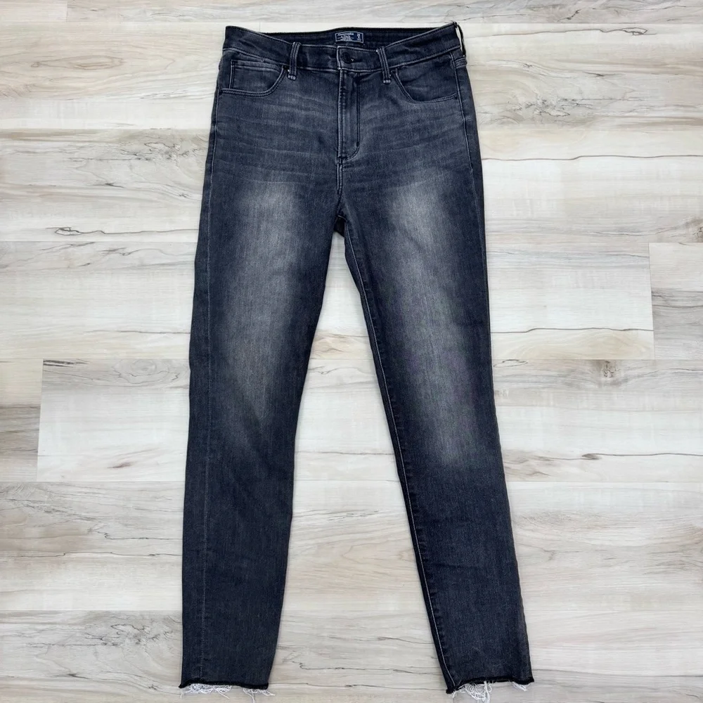 Abercrombie High Rise Super Skinny Gray Black Jean 8R /29